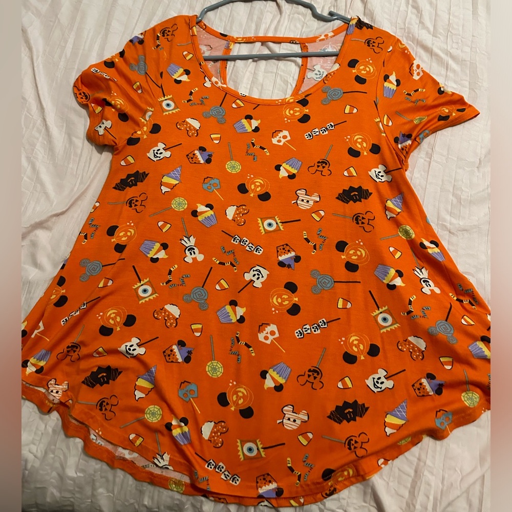 Disney Parks Halloween Blouse Size Small Candy, cute, orange